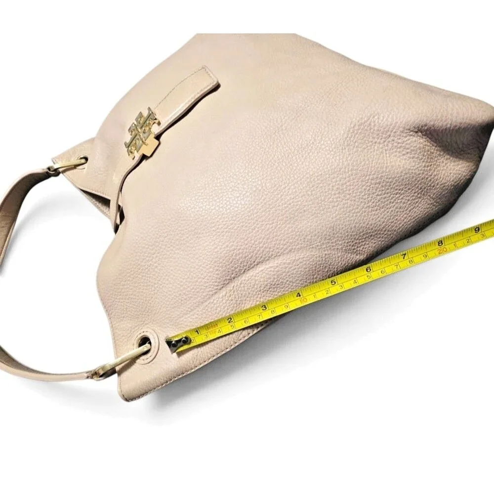 TORY BURCH Plaque Hobo Bag Blush Pebbled Leather Shoulder Purse Beige